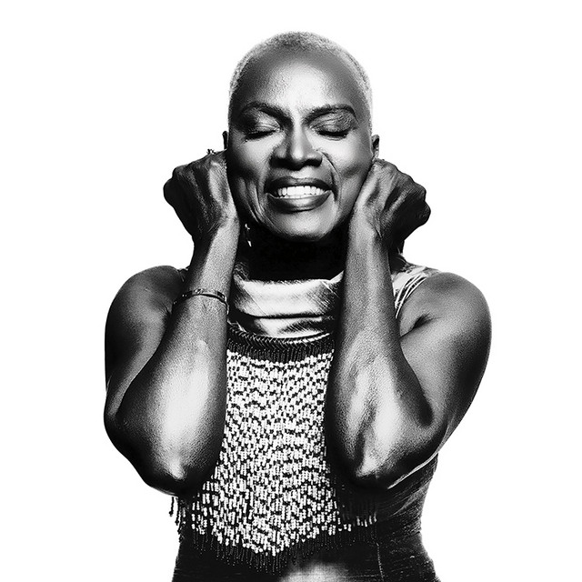 Angelique Kidjo (BJ)